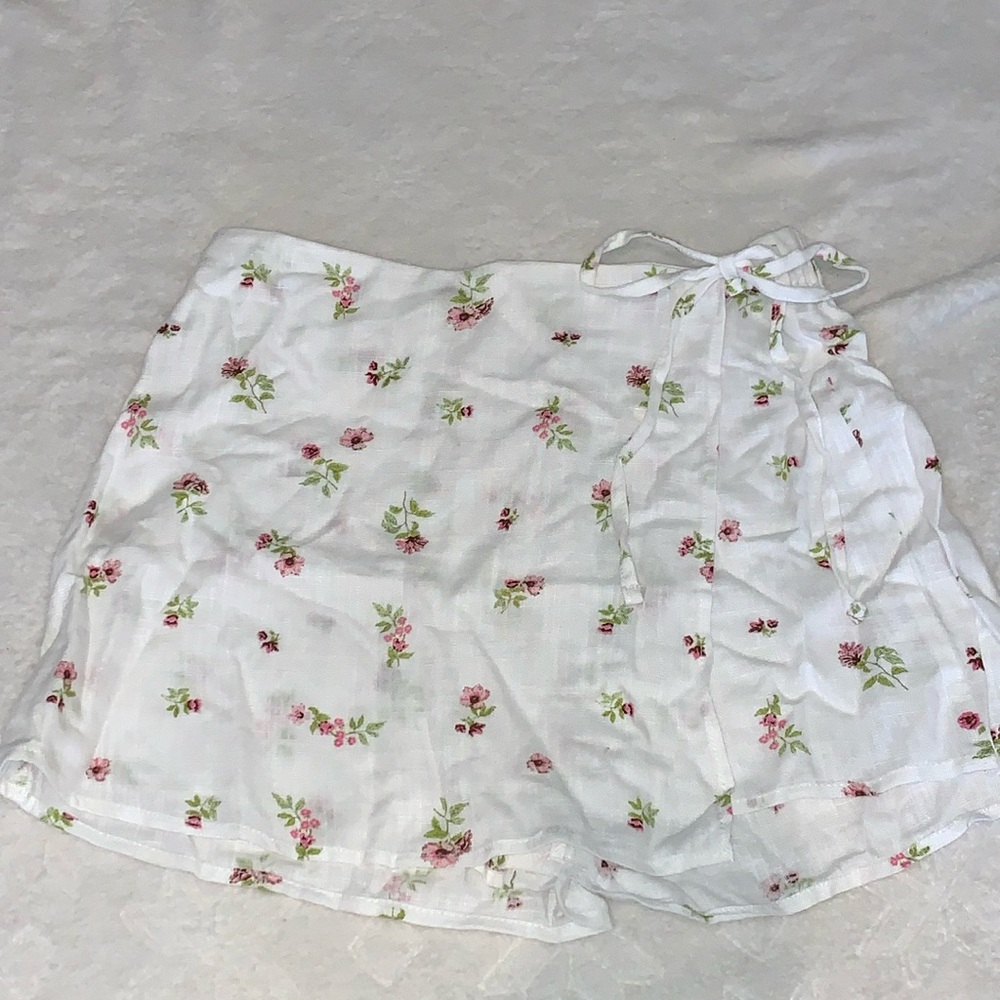 Floral tie skort